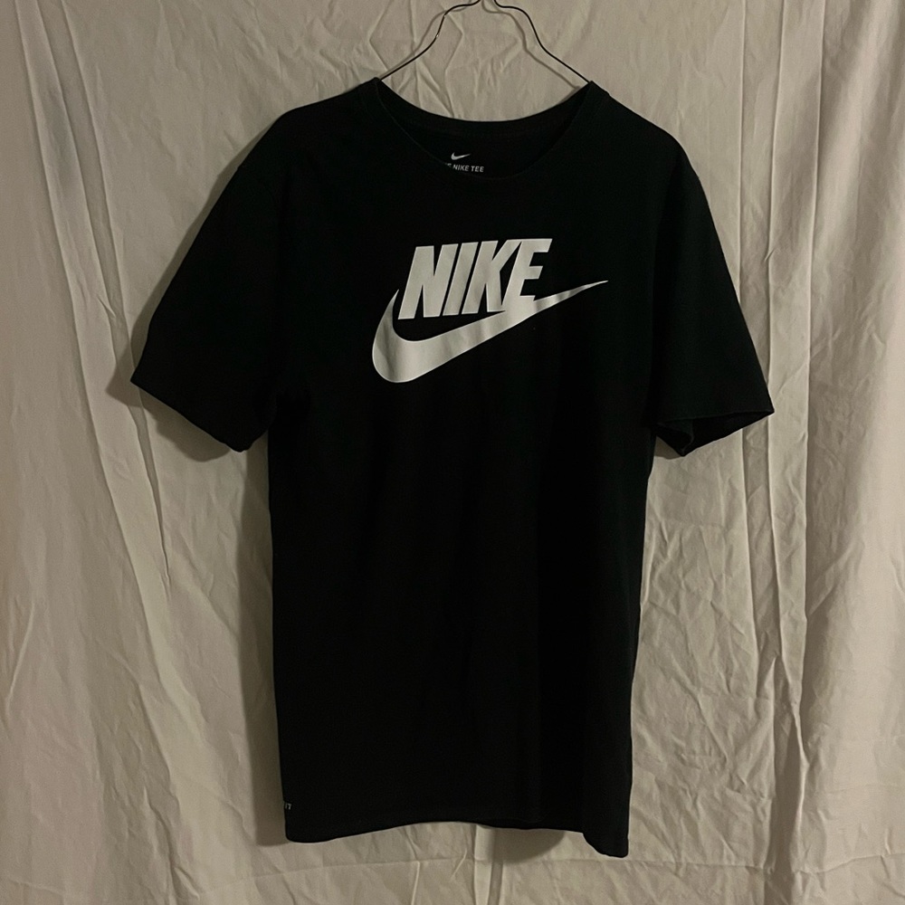 Nike t shirt